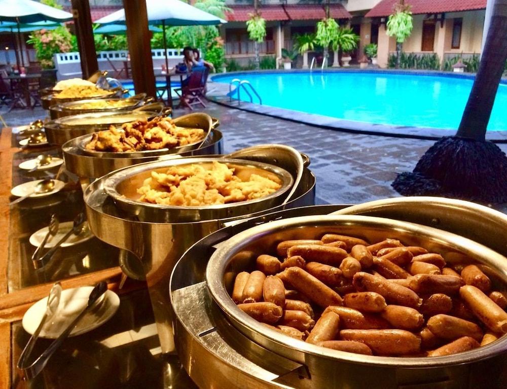 Cakra Kembang Hotel Kejayan Экстерьер фото