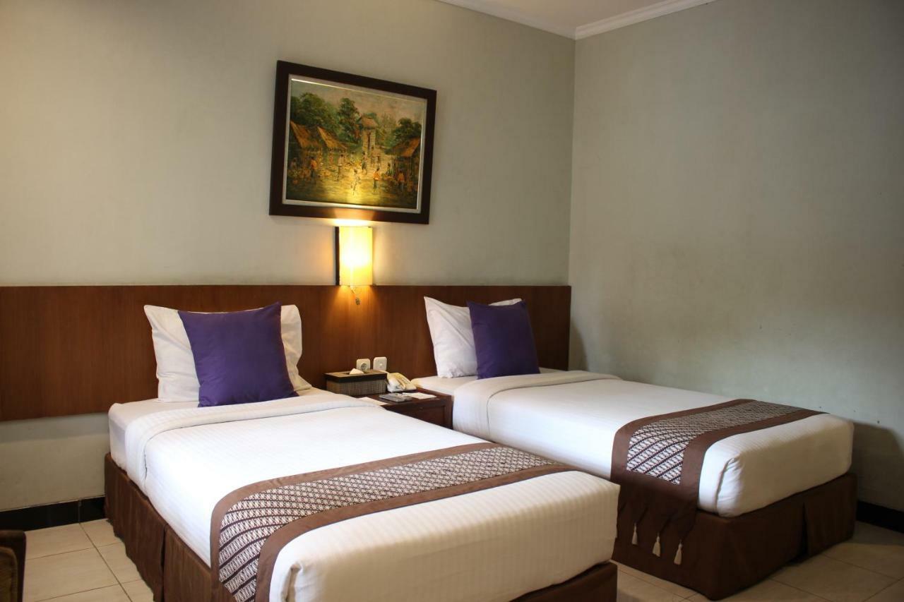 Cakra Kembang Hotel Kejayan Экстерьер фото